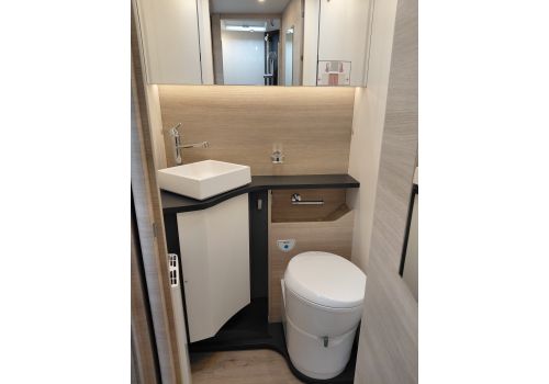 Low Profile Motorhome RAPIDO 666F ALDE en Sale Occasion