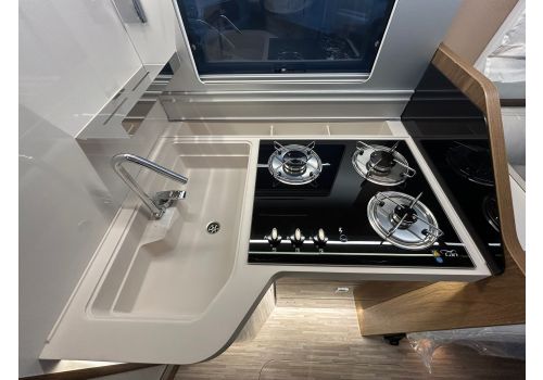 Integral Motorhome MOBILVETTA K-Yatch Tekno Line 90 en Catalog