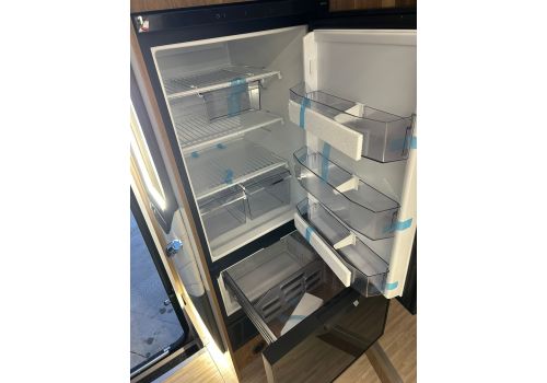 Integral Motorhome MOBILVETTA K-Yatch Tekno Line 90 en Catalog