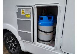 Low Profile Motorhome DETHLEFFS Just 7052 EB in Rent