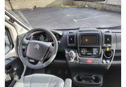 Low Profile Motorhome DETHLEFFS Just 7052 EB in Rent