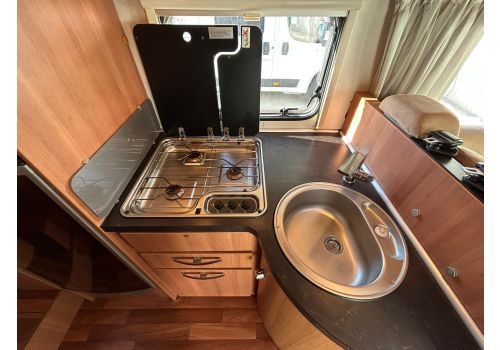Low Profile Motorhome HYMER T 614 CL en Sale Occasion