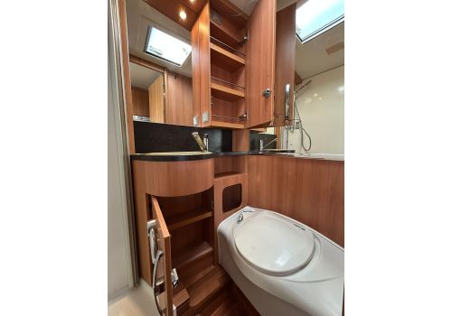 Low Profile Motorhome HYMER T 614 CL en Sale Occasion