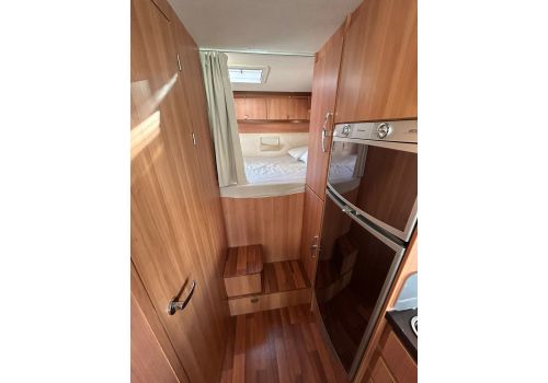 Low Profile Motorhome HYMER T 614 CL en Sale Occasion