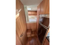 Low Profile Motorhome HYMER T 614 CL in Sale Occasion
