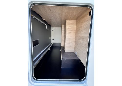 Integral Motorhome DETHLEFFS Globebus Active I1 en Catalog