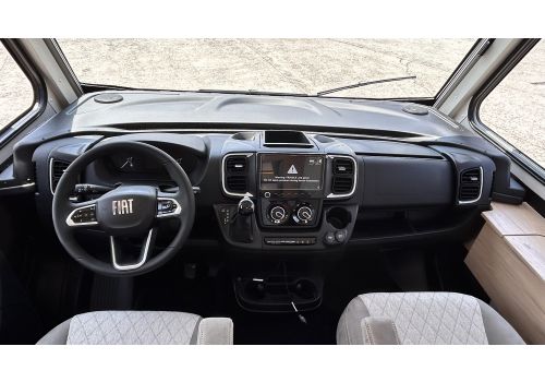 Integral Motorhome DETHLEFFS Globebus Active I1 en Catalog
