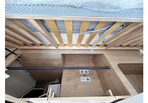 Integral Motorhome DETHLEFFS Globebus Active I1 en Catalog