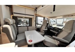 Integral Motorhome DETHLEFFS Globebus Active I1 en Catalog