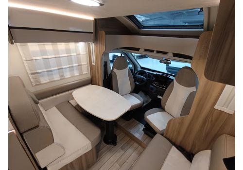 Low Profile Motorhome ROLLER TEAM Kronos 284 TL en Catalog