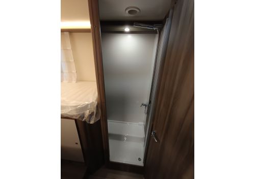 Low Profile Motorhome ROLLER TEAM Kronos 284 TL en Catalog