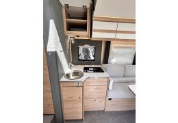 Low Profile Motorhome DETHLEFFS Just Camp T 7052 DBL en Catalog