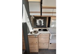 Low Profile Motorhome DETHLEFFS Just T7052EB en Catalog