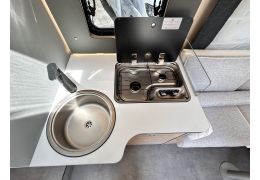 Low Profile Motorhome DETHLEFFS Just T7052EB en Catalog