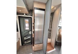 Low Profile Motorhome DETHLEFFS Just T7052EB en Catalog