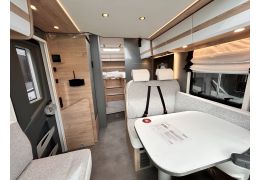 Low Profile Motorhome DETHLEFFS Just T7052EB en Catalog