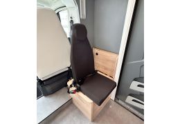 Low Profile Motorhome DETHLEFFS Just T7052EB en Catalog