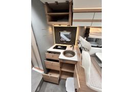 Low Profile Motorhome DETHLEFFS Just T7052EB en Catalog