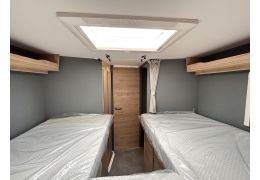 Low Profile Motorhome DETHLEFFS Just T7052EB en Catalog