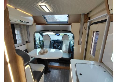 Low Profile Motorhome ROLLER TEAM Zefiro 291 TL en Sale Occasion