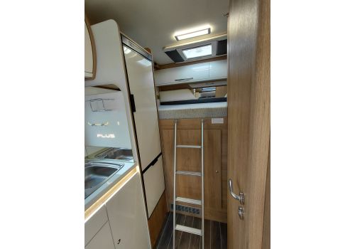Low Profile Motorhome ROLLER TEAM Zefiro 291 TL en Sale Occasion