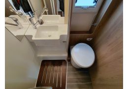 Low Profile Motorhome ROLLER TEAM Zefiro 291 TL in Sale Occasion