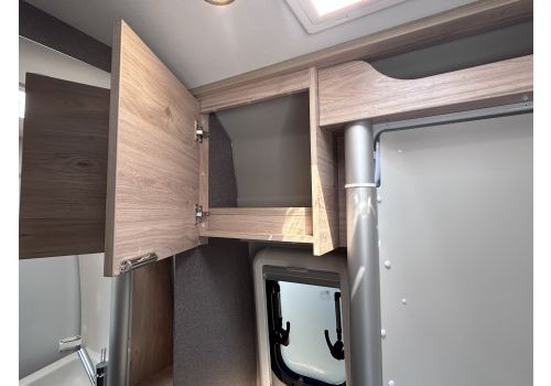 Camper Van DETHLEFFS Globetrail Active 600 DS en Catalog