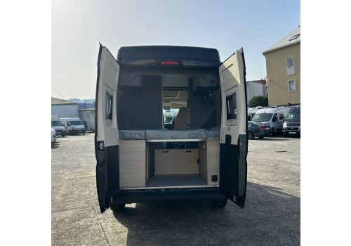 Camper Van DREAMER D43UP FUN+ en Catalog
