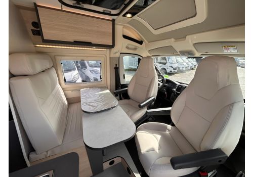 Camper Van DREAMER D43UP FUN+ en Catalog