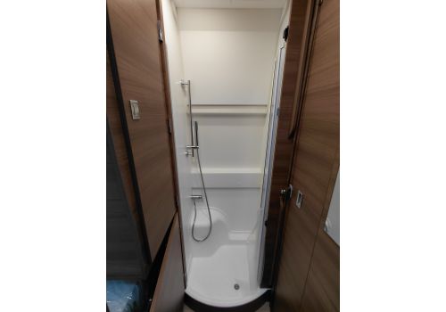 Camper Van RAPIDO V65XL en Catalog