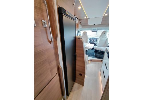 Camper Van RAPIDO V65XL en Catalog
