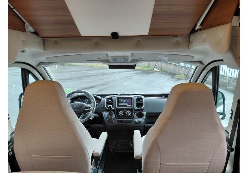 Camper Van RAPIDO V65XL en Catalog