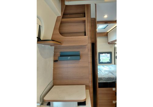 Camper Van RAPIDO V65XL en Catalog