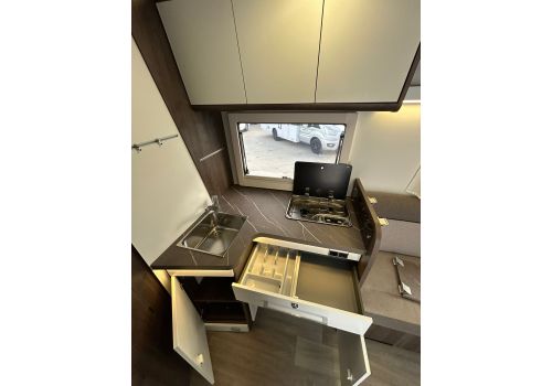 Low Profile Motorhome BENIMAR Tessoro 488 en Sale Occasion