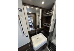 Low Profile Motorhome BENIMAR Tessoro 488 in Sale Occasion