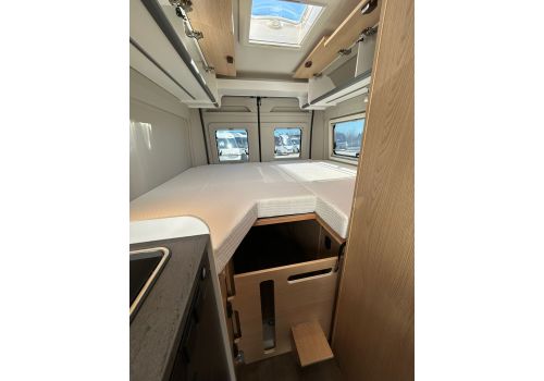 Camper Van SUNLIGHT Cliff 640 X en Catalog