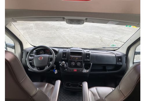 Low Profile Motorhome WEINSBERG R58 en Sale Occasion