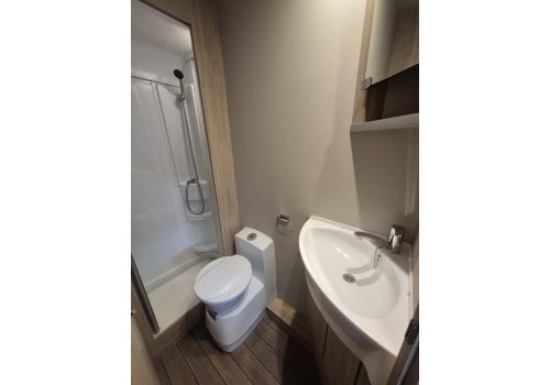 Low Profile Motorhome WEINSBERG R58 en Sale Occasion