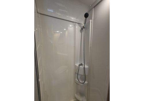Low Profile Motorhome WEINSBERG R58 en Sale Occasion