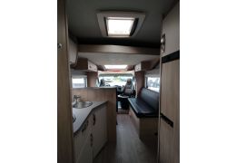 Low Profile Motorhome WEINSBERG R58 in Sale Occasion