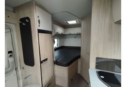 Low Profile Motorhome WEINSBERG R58 in Sale Occasion