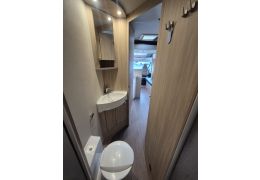 Low Profile Motorhome WEINSBERG R58 en Sale Occasion