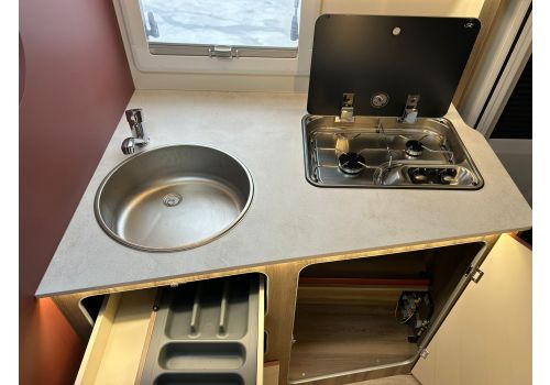 Low Profile Motorhome ROLLER TEAM Kronos 274 TL en Sale Occasion