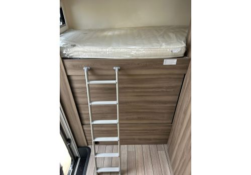 Low Profile Motorhome ROLLER TEAM Kronos 274 TL en Sale Occasion