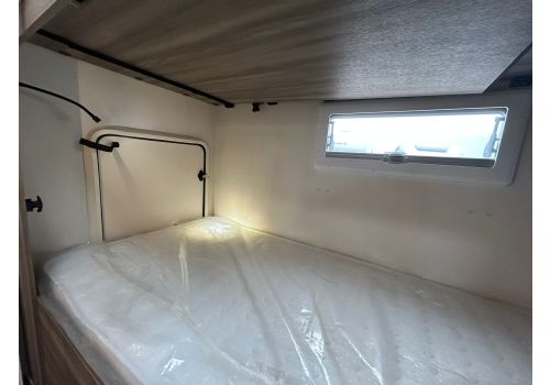 Low Profile Motorhome ROLLER TEAM Kronos 274 TL en Sale Occasion
