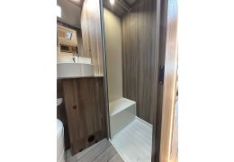 Low Profile Motorhome ROLLER TEAM Kronos 274 TL en Catalog