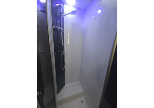 Low Profile Motorhome CHALLENGER 396 en Sale Occasion