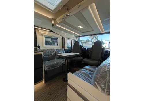 Integral Motorhome MOBILVETTA KEA I 90 en Sale Occasion
