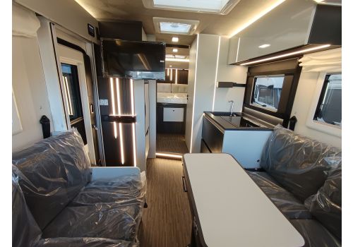 Integral Motorhome MOBILVETTA KEA I 90 en Sale Occasion