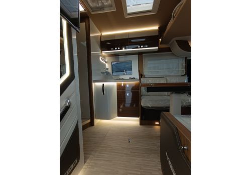 Integral Motorhome MOBILVETTA K-Yatch Tekno Line 90 en Catalog